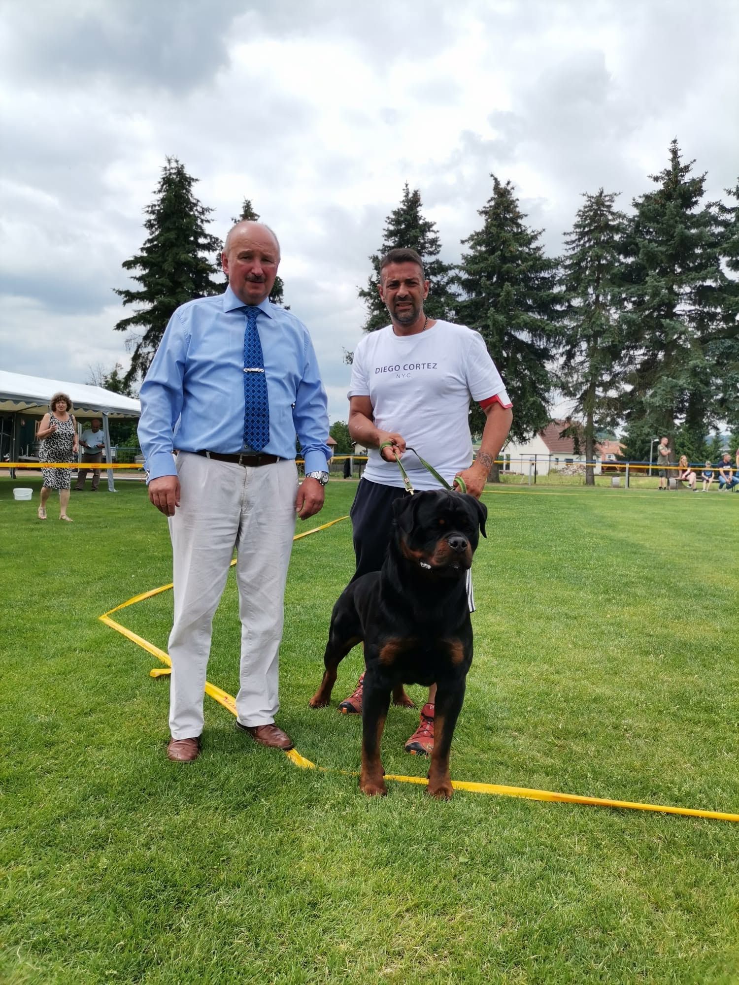 Uvo Del Vecchio Rott, black and mahogany Rottweiler male
